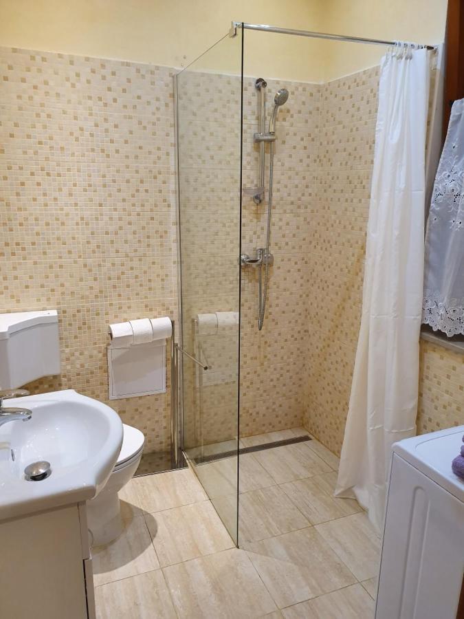 Apartmaji Tim Izola Eksteriør bilde