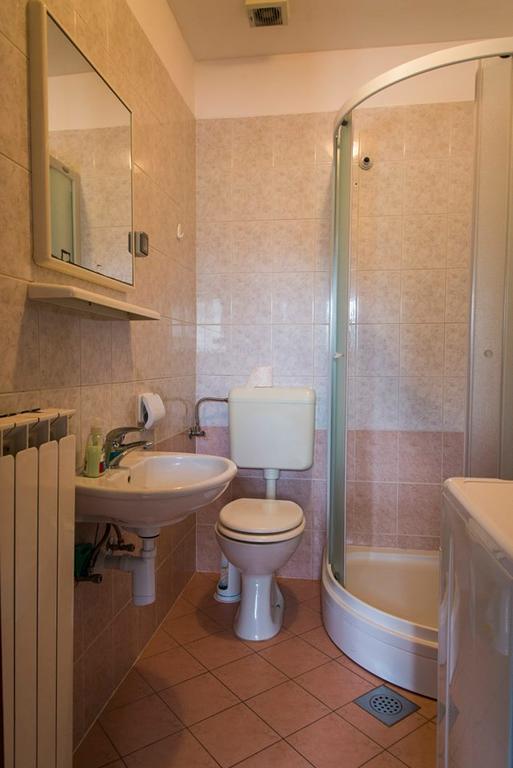 Apartmaji Tim Izola Eksteriør bilde